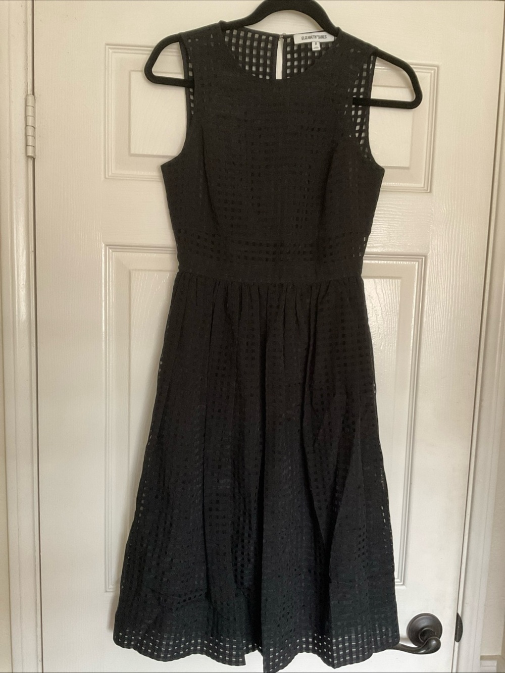 Elizabeth and James Black Sleeveless dress- Size 0
